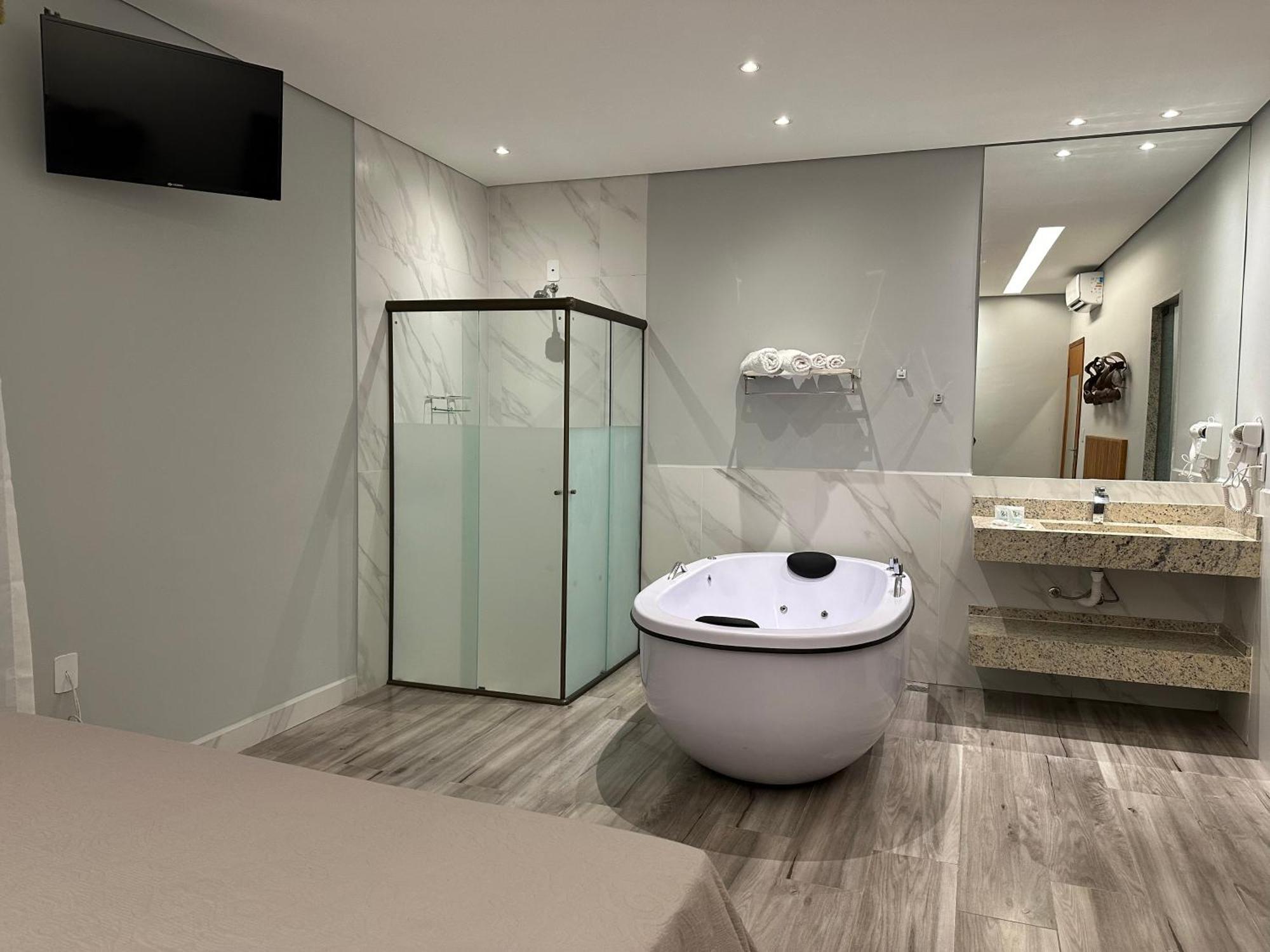 Quarto Duplo Deluxe com Banheira